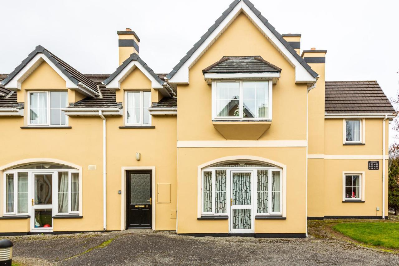 Kerry Holiday Homes At The Killarney Holiday Village Exterior foto